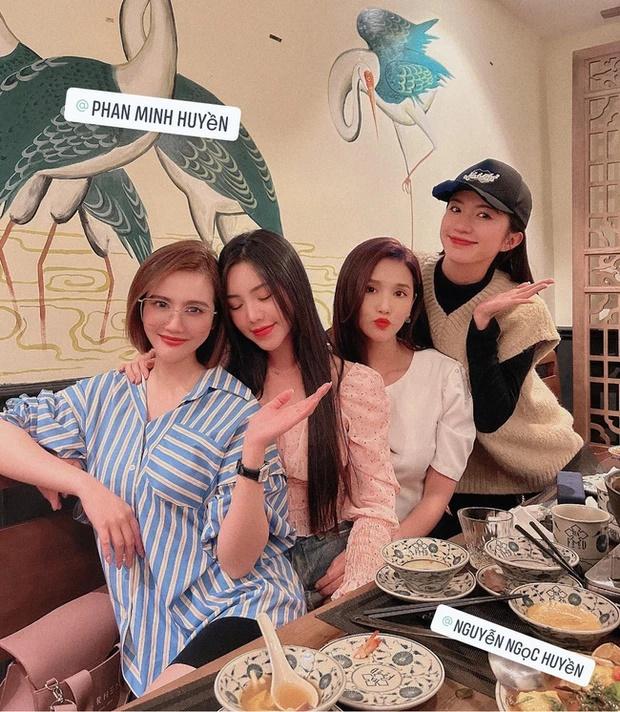 Dàn sao nữ hội ngộ: Quỳnh Nga gây sốt với diện mạo mới lạ-5