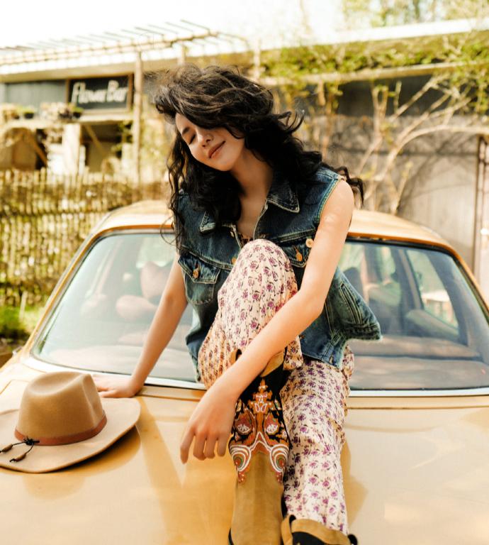 Lưu Thi Thi hóa người đẹp đồng quê với style lãng mạn-8