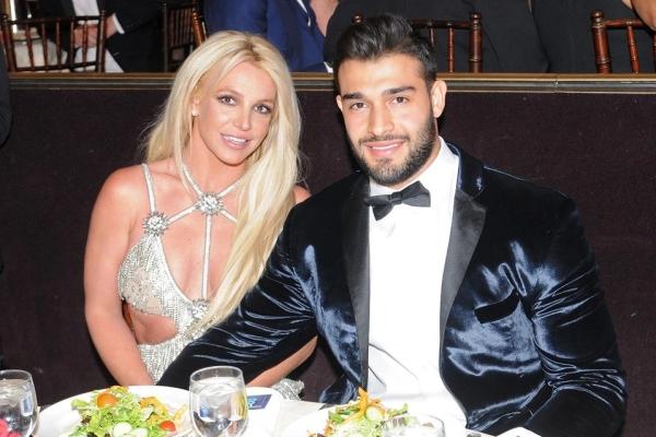 2 tình cũ phản ứng trái ngược khi hay tin Britney Spears mang thai-4