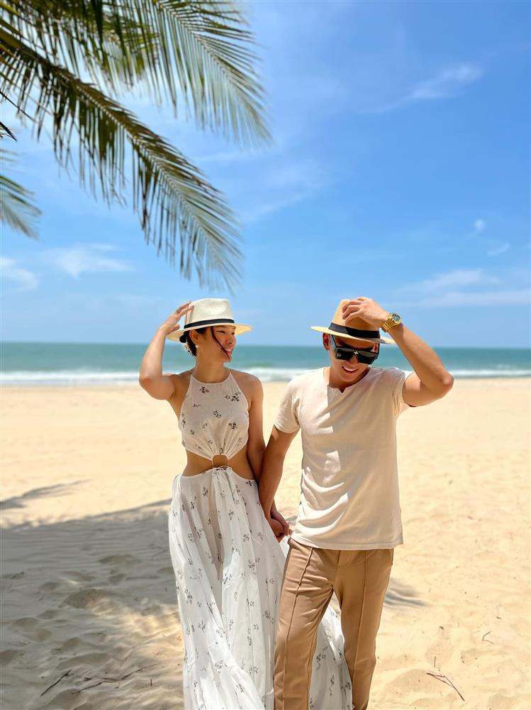 Phương Trinh Jolie khoe thiệp cưới gây tranh cãi vì 1 chi tiết-7