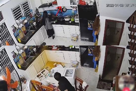 Tủ bếp rơi vỡ toang, cô gái suýt chết trong chính căn bếp nhà mình