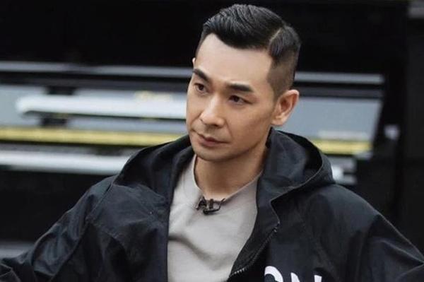 Tuổi 50 trẻ mãi không già của huyền thoại võ thuật tuổi thơ-9