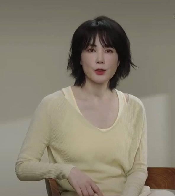 Vương Phi hốt 100 tỷ, tiện khoe sắc vóc Tạ Đình Phong đắm say-2