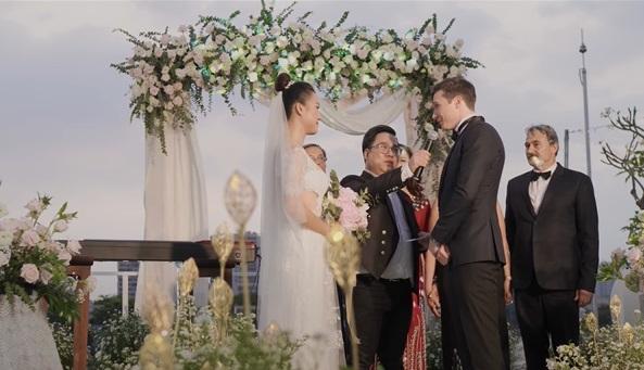 Tua lại đám cưới Hoàng Oanh: Quá lãng mạn, ai cũng ước ao-7