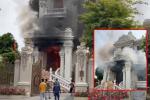 NÓNG: Tòa lâu đài triệu đô ở Quảng Ninh bốc cháy ngùn ngụt