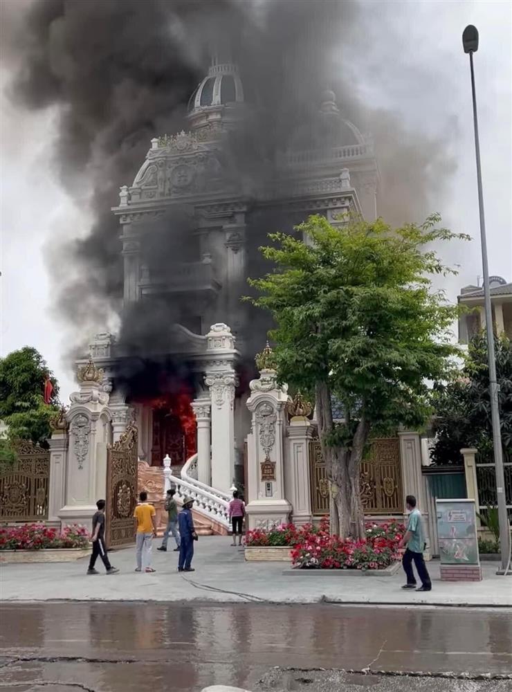 Vụ cháy biệt thự ở Quảng Ninh: Nữ chủ nhân tử vong-1