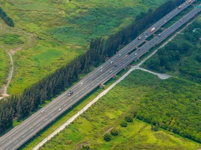 Trải nghiệm du lịch bằng trực thăng trên bầu trời TP.HCM-9