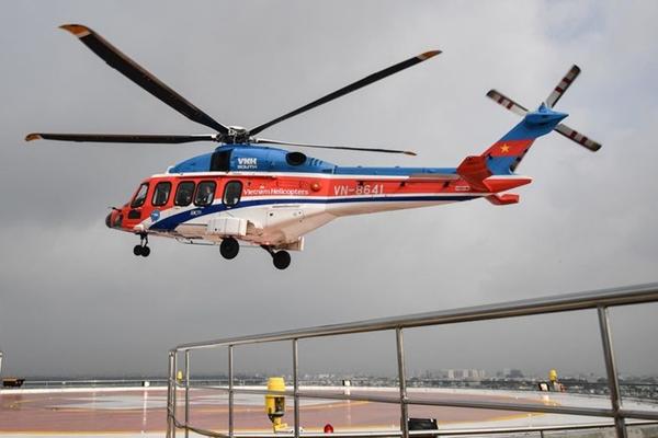 Experience traveling by helicopter in the sky of Ho Chi Minh City