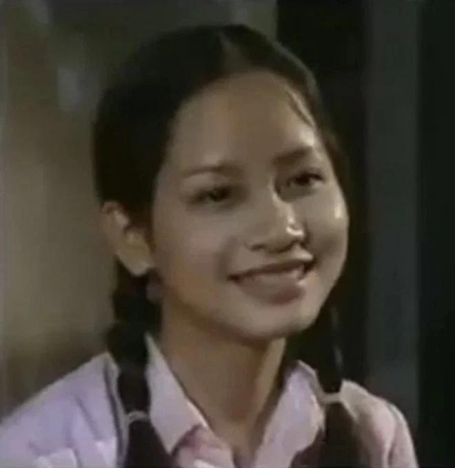 Em út Phía Trước Là Bầu Trời sau 21 năm: Nhan sắc lên đời, body khét lẹt-1