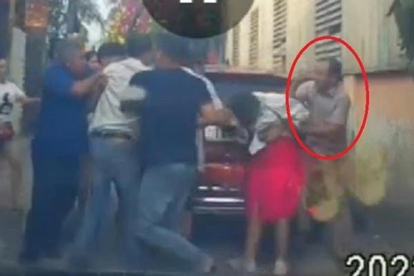 Binh Duong Police Vice Captain assaults a woman when prompted to park