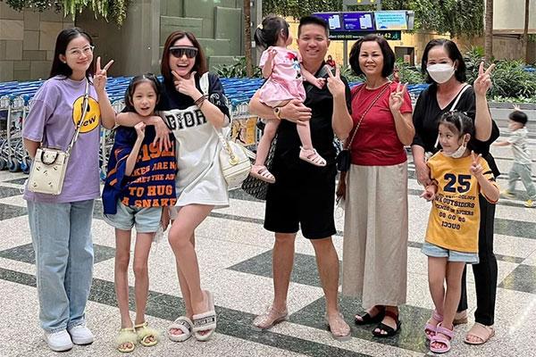 Doan Di Bang let 3 nannies travel abroad, enjoy like a giant