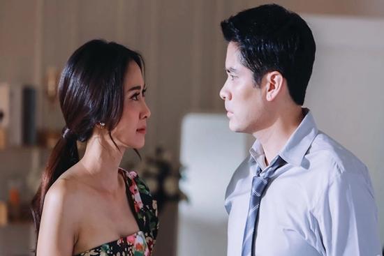 Biết chồng phản bội, vợ lên kế hoạch đưa chồng 'vào tròng' cực sốc