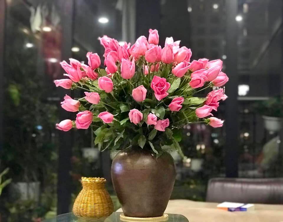 Những bình hồng rực rỡ vợ xoa dịu tâm hồn chồng khô khan-4