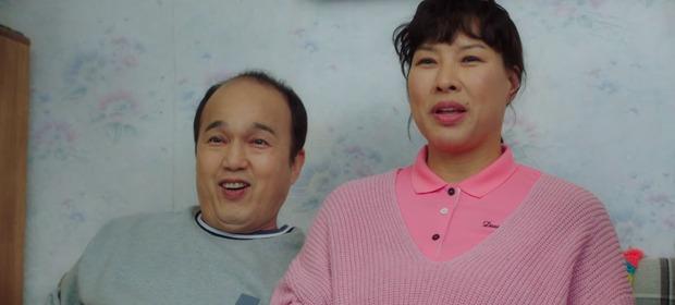 Ngoại hình cực chiến ngoài đời của mẹ nữ chính Hẹn Hò Chốn Công Sở-1