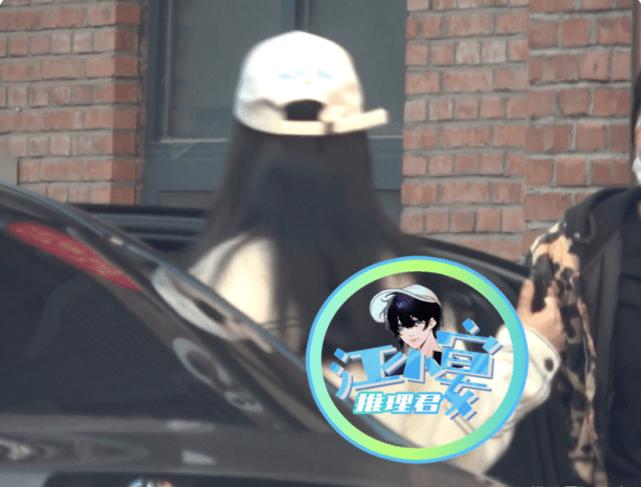 Triệu Lệ Dĩnh đối mặt chồng cũ Phùng Thiệu Phong, thái độ ra sao?-3