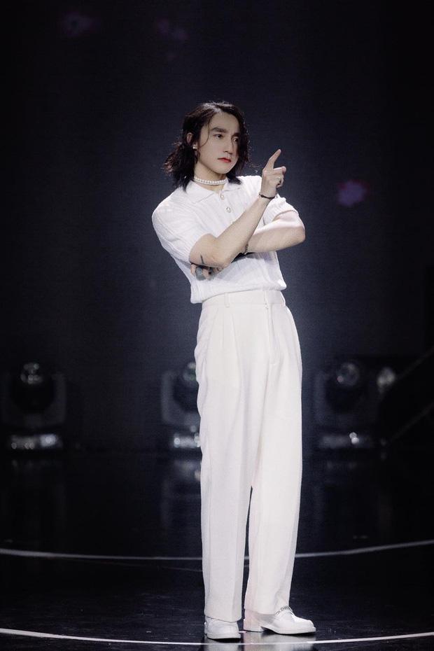 Sơn Tùng đã cạn ý tưởng, câu chú ý bằng những tấm ảnh tang tóc?-8