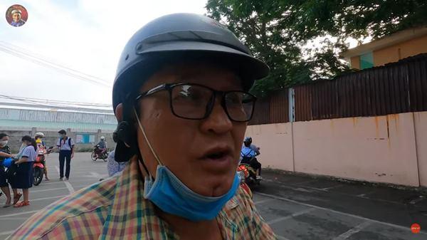 Duy Phương sau 1 tháng đổ bệnh: Không buôn bán, chân vẫn run-3