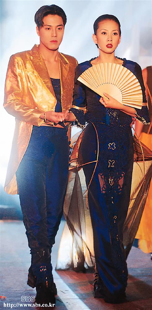 Tài tử Giày Thủy Tinh chật vật tập lái xe máy khi đóng phim ở Việt Nam-8