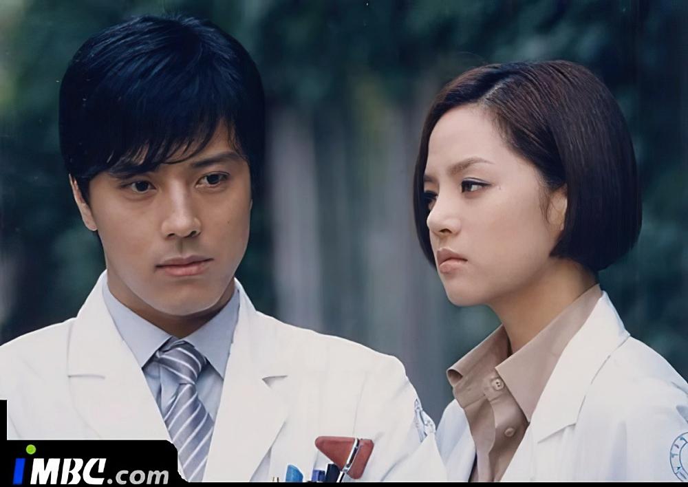 Tài tử Giày Thủy Tinh chật vật tập lái xe máy khi đóng phim ở Việt Nam-10