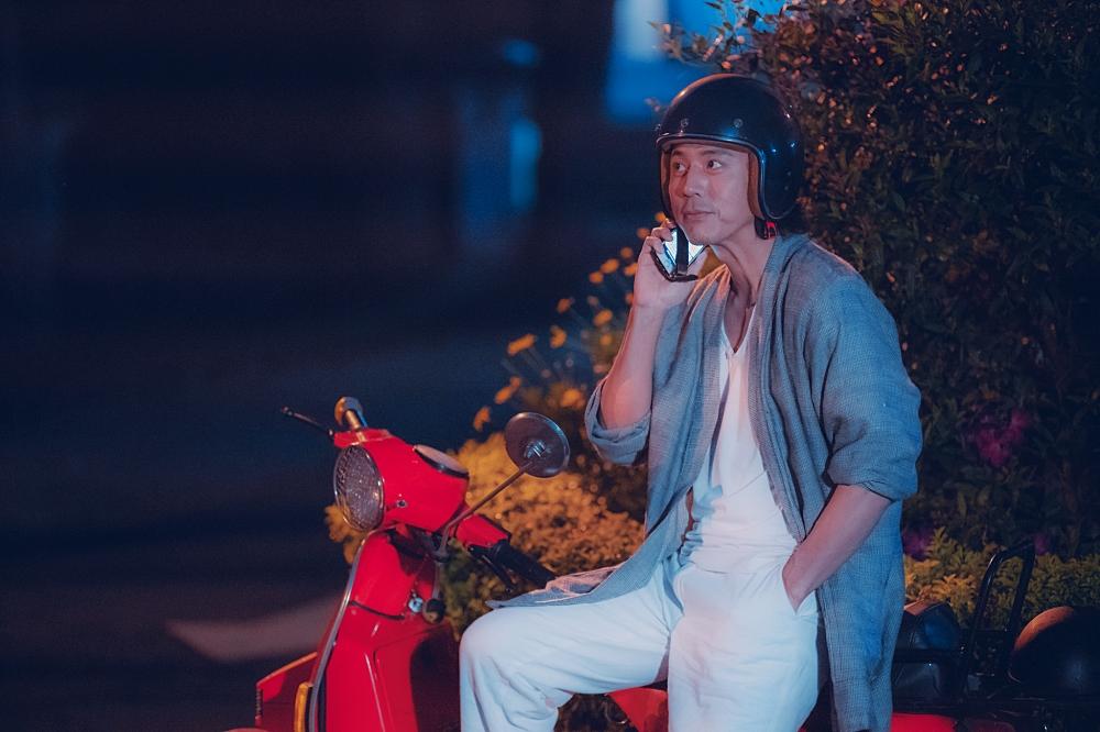 Đoàn phim có tài tử Giày Thủy Tinh đóng tại Việt Nam từng bị siết nợ-4