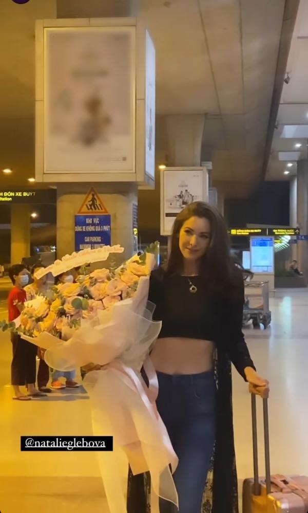 Miss Universe 2005 đến VN, sốc nhất ảnh cam thường tuổi U41-5