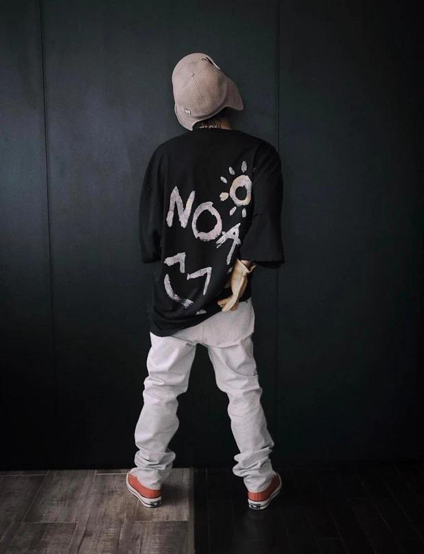 Sơn Tùng lần đầu bán hàng online: Áo 600k nhưng THỦNG nách?-10