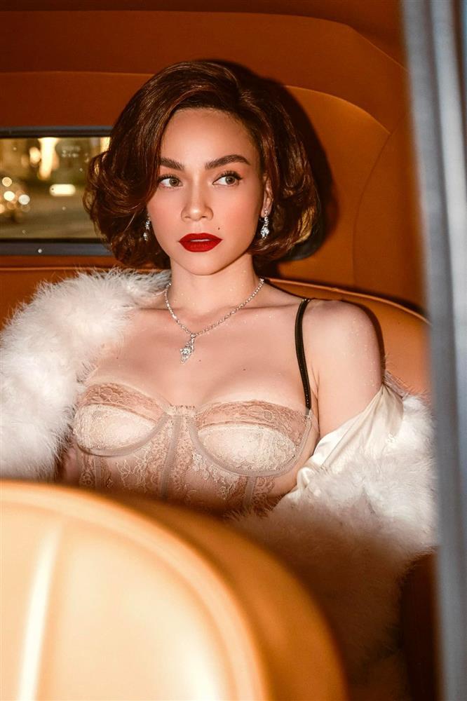 Mẹ con Hồ Ngọc Hà đội chung tóc giả, 2 số phận hiện rõ gây cười-3