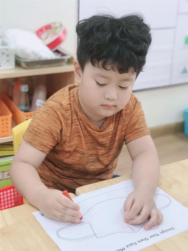 2 mỹ nhân Vbiz trả lời câu hỏi: Cho chồng ăn gì để bớt gái gú?-11