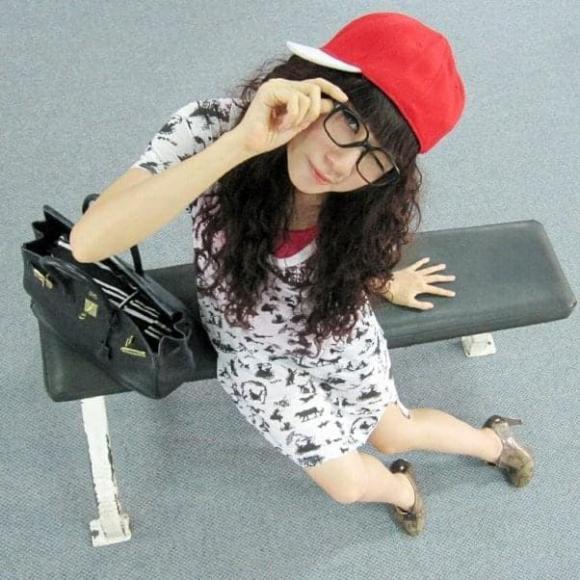 Vợ Lý Hải khoe ảnh còn phèn, 20 năm trước đã xài túi Hermès-8