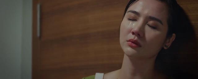 Thương Ngày Nắng Về: Khóc sưng mắt với diễn xuất của 2 mẹ con-13