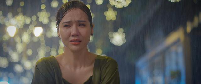 Thương Ngày Nắng Về: Khóc sưng mắt với diễn xuất của 2 mẹ con-9