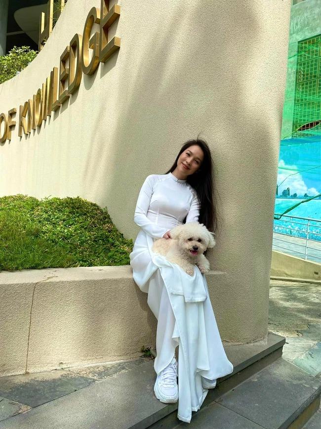 Thanh Thảo diện áo dài quần jeans lạc quẻ, hết mốt cả chục năm-5