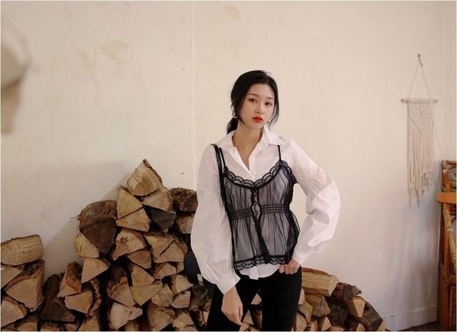 Muôn kiểu mix áo sơ mi trắng đến văn phòng sành điệu-7