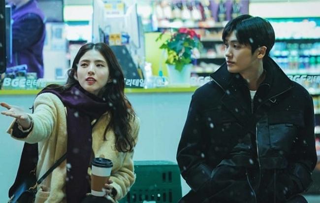 Han So Hee số khổ với những chuyện tình màn ảnh đầy éo le-10