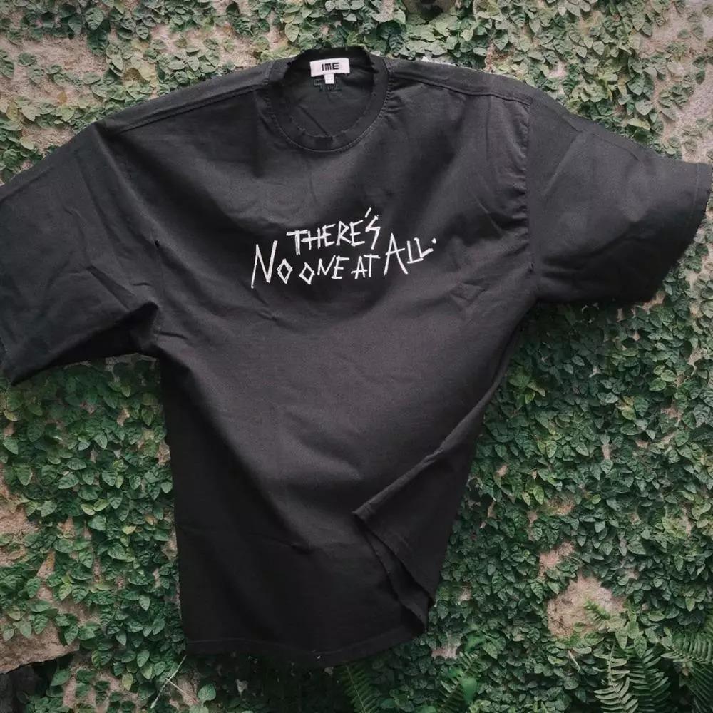 Hot TikToker review áo Sơn Tùng: Chất lượng kém, Sky mua thì chịu-1