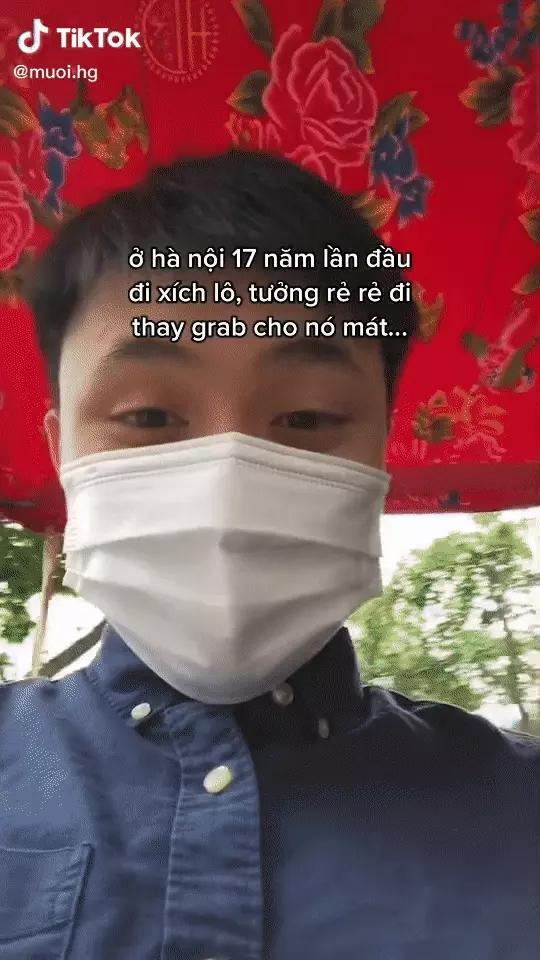 Nghĩ xích lô Hà Nội rẻ hơn grab, thanh niên nhận kết đắng-1