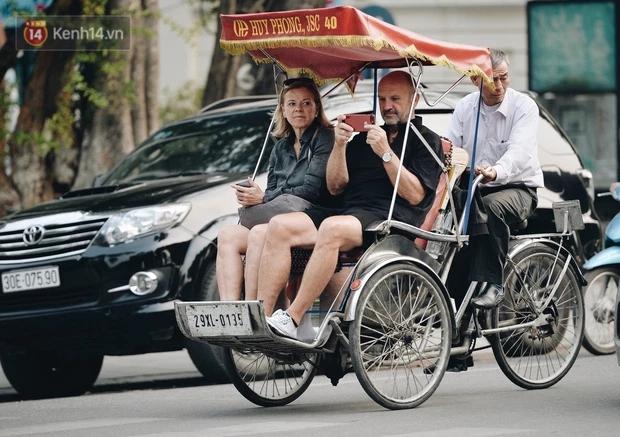 Nghĩ xích lô Hà Nội rẻ hơn grab, thanh niên nhận kết đắng-4