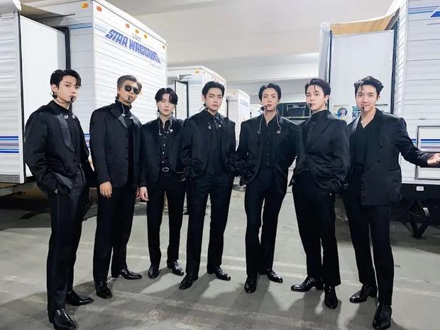 HYBE bị thanh tra, nghi hối lộ 100 phóng viên vì vấn đề BTS nhập ngũ-4