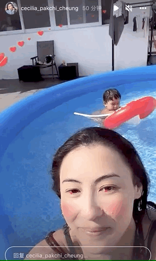 Lộ mặt con trai thứ 3 của Trương Bá Chi, có giống Tạ Đình Phong?-1