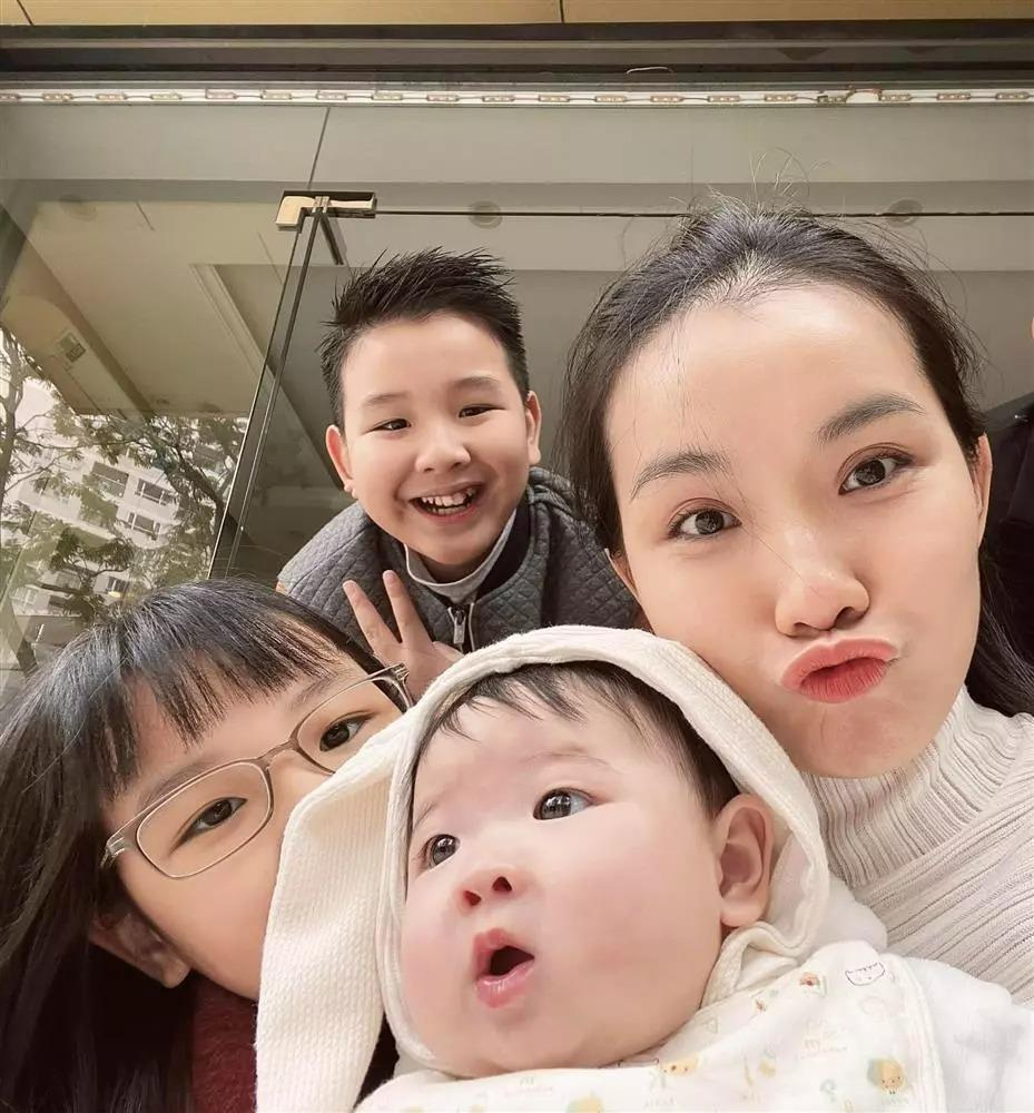 Nhìn quá khứ Thùy Lâm, dân mạng: Số hoa hậu khó thoát-13