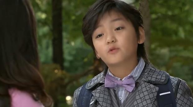 Trai hư Gia Đình Là Số 1 sau 13 năm: Dậy thì thành người khác, mất hẳn vẻ công tử năm nào-1