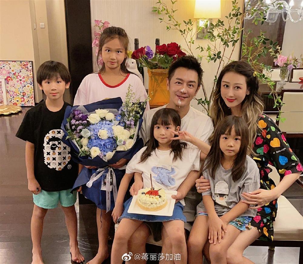 Nghệ sĩ Trung Quốc sống cảnh thiếu thốn khi bị phong tỏa-1