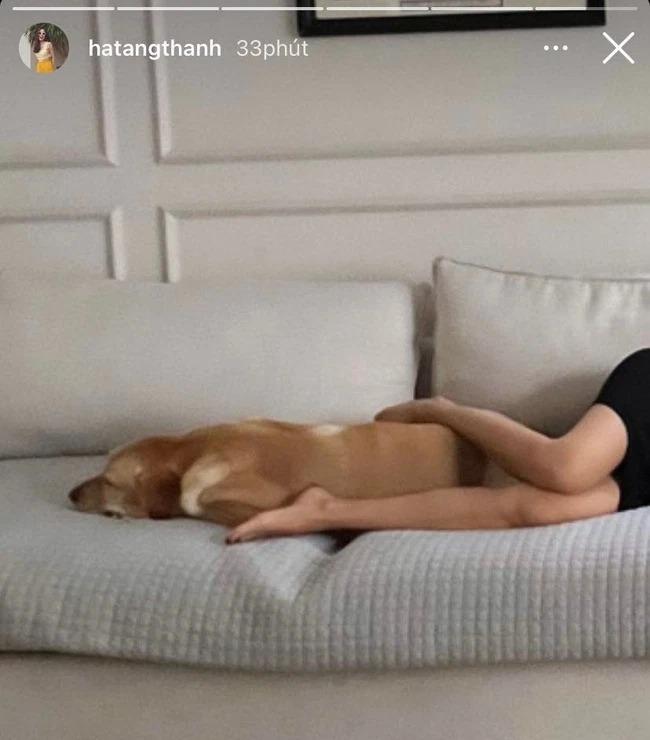 Hà Tăng khoe cận đôi chân từng mất điểm vì que tăm, đầu gối củ lạc-1