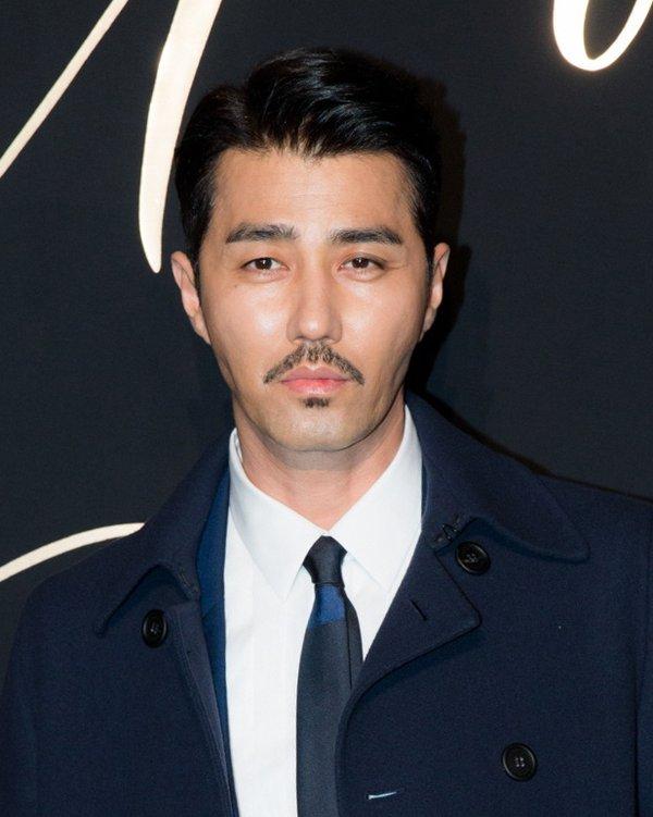 Phim Hàn quy tụ dàn diễn viên khủng từ Oscar tới Ảnh đế, Ảnh hậu-6