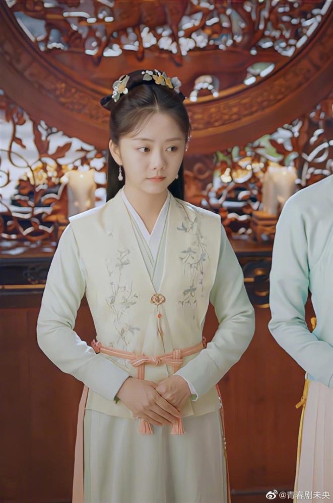 Trường Tương Tư của Dương Tử bị tố đạo nhái trang phục-3