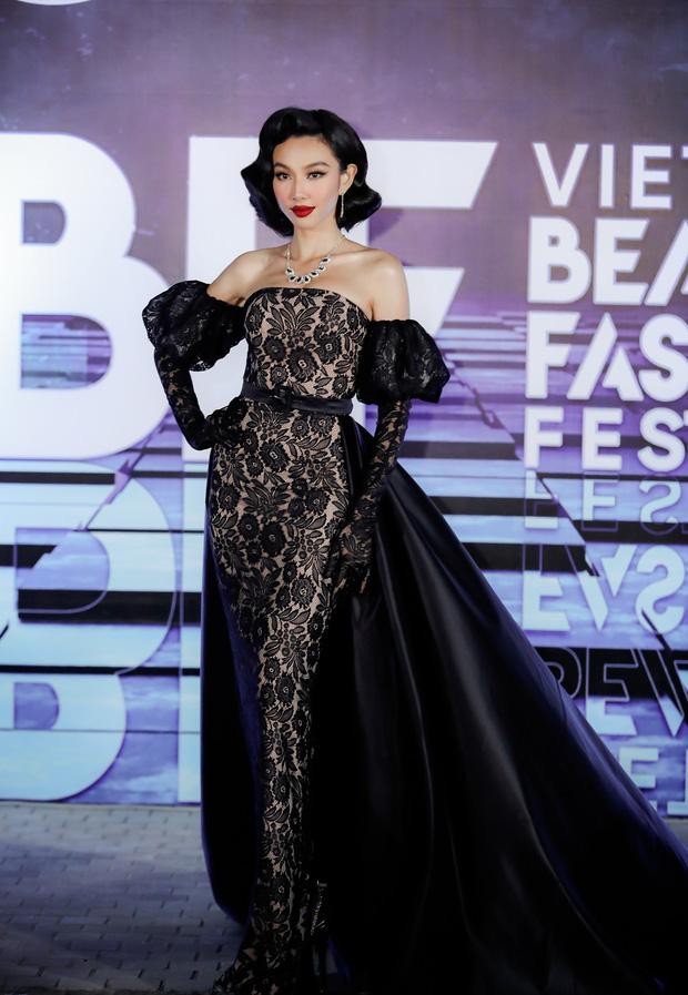 HHen Niê xẻ tận rốn, Lệ Hằng bô nhếch phủ đen thảm đỏ-7