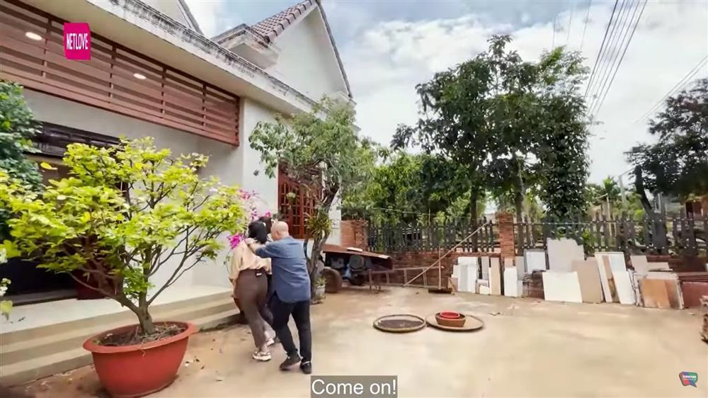 Tôi bất ngờ khi thấy biệt thự HHen Niê quá bề thế, sang trọng-2