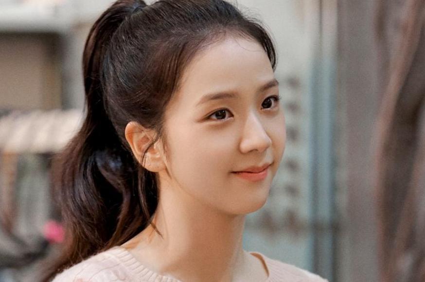 Jisoo và các nữ idol họ Kim có diễn xuất hứa hẹn sẽ vượt mặt đàn chị-6