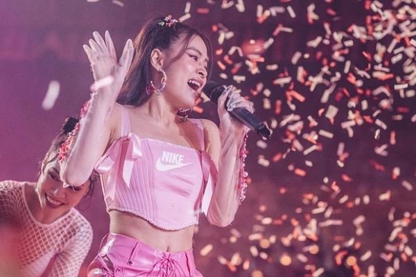 Hoàng Thùy Linh kết hợp Tùng Dương - Thanh Lam bị cho là sản phẩm dở hơi-10