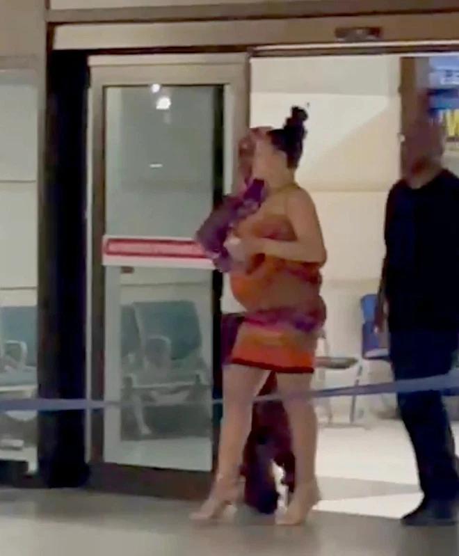 Rihanna lộ diện sau tin chia tay vì bị bạn trai cắm sừng-2